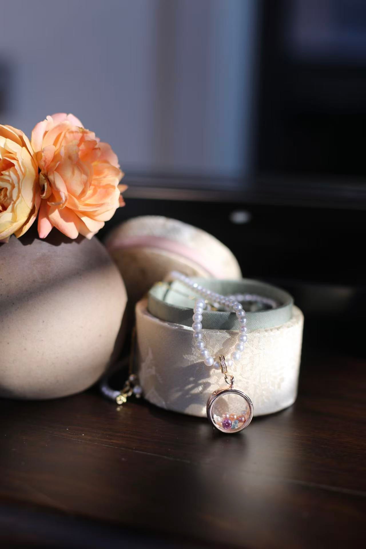 Slice of New York | Unique Pearl Designer Pedant