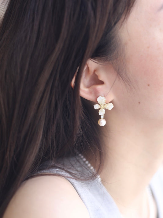 VeraPearl NewYork | PetalTalk | Natural Pearls and Crystal Earrings