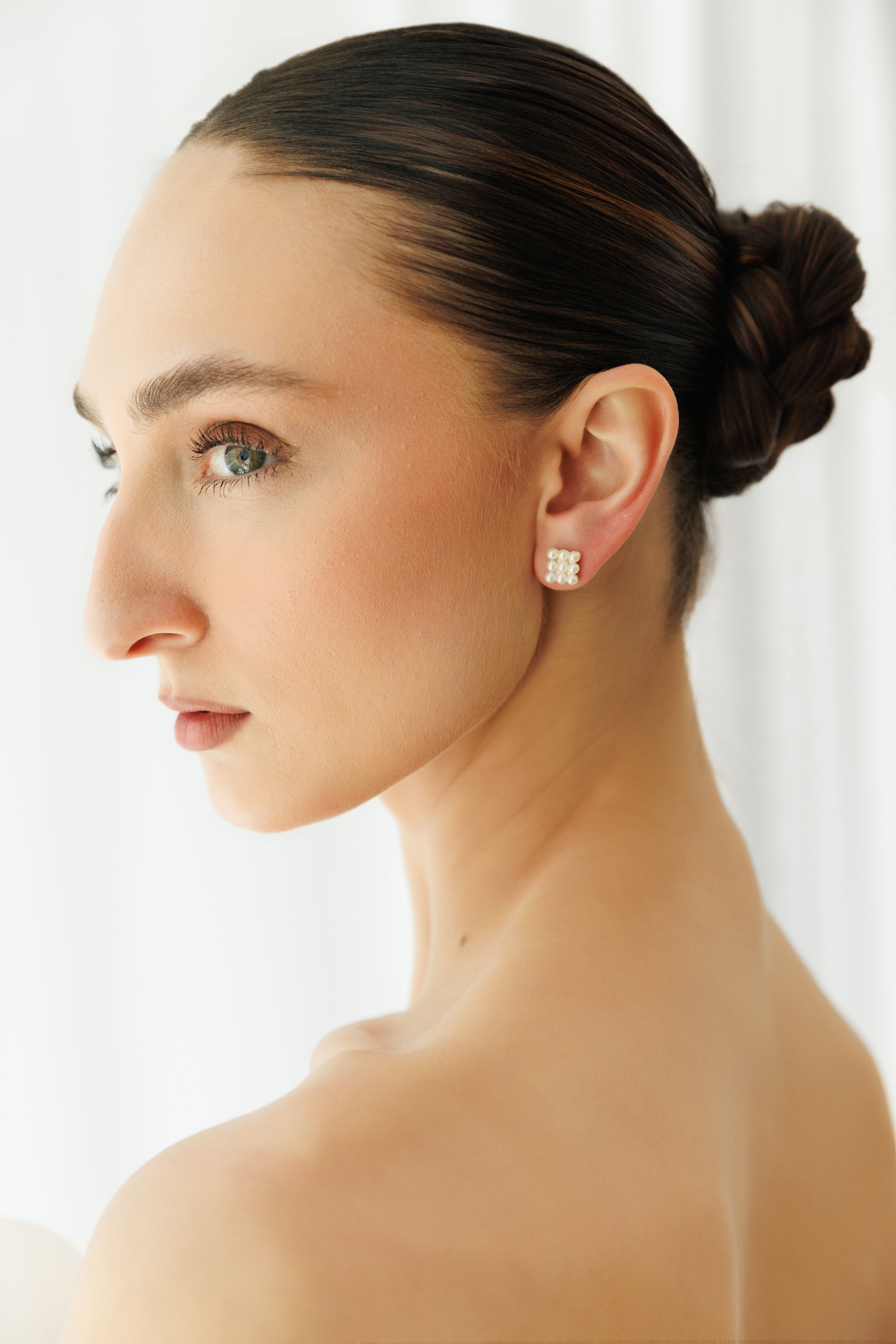 Axis 9 | Pearl Stud Earrings