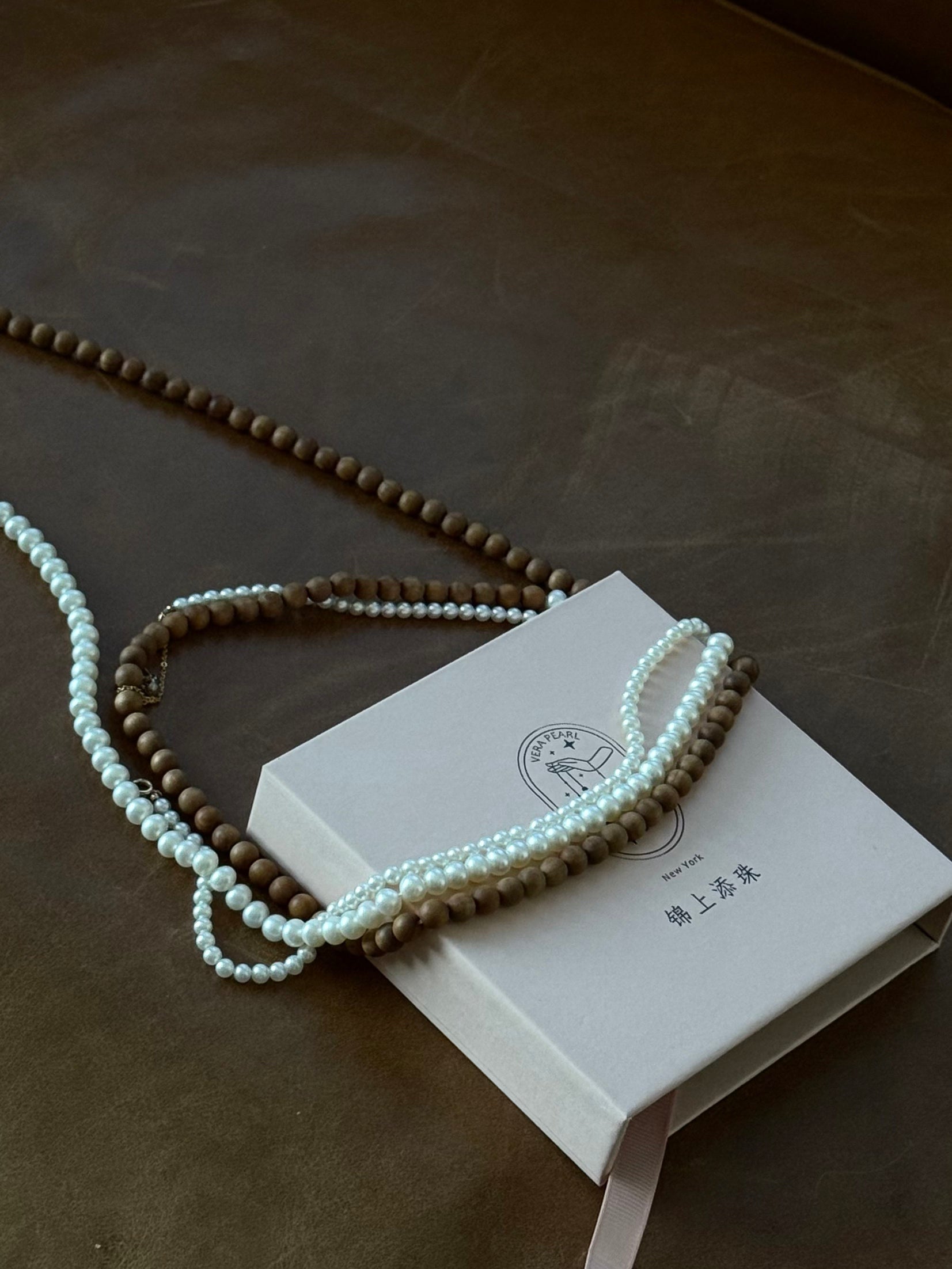 Wĕn | The Sandalwood & Pearl Necklace & bracelet