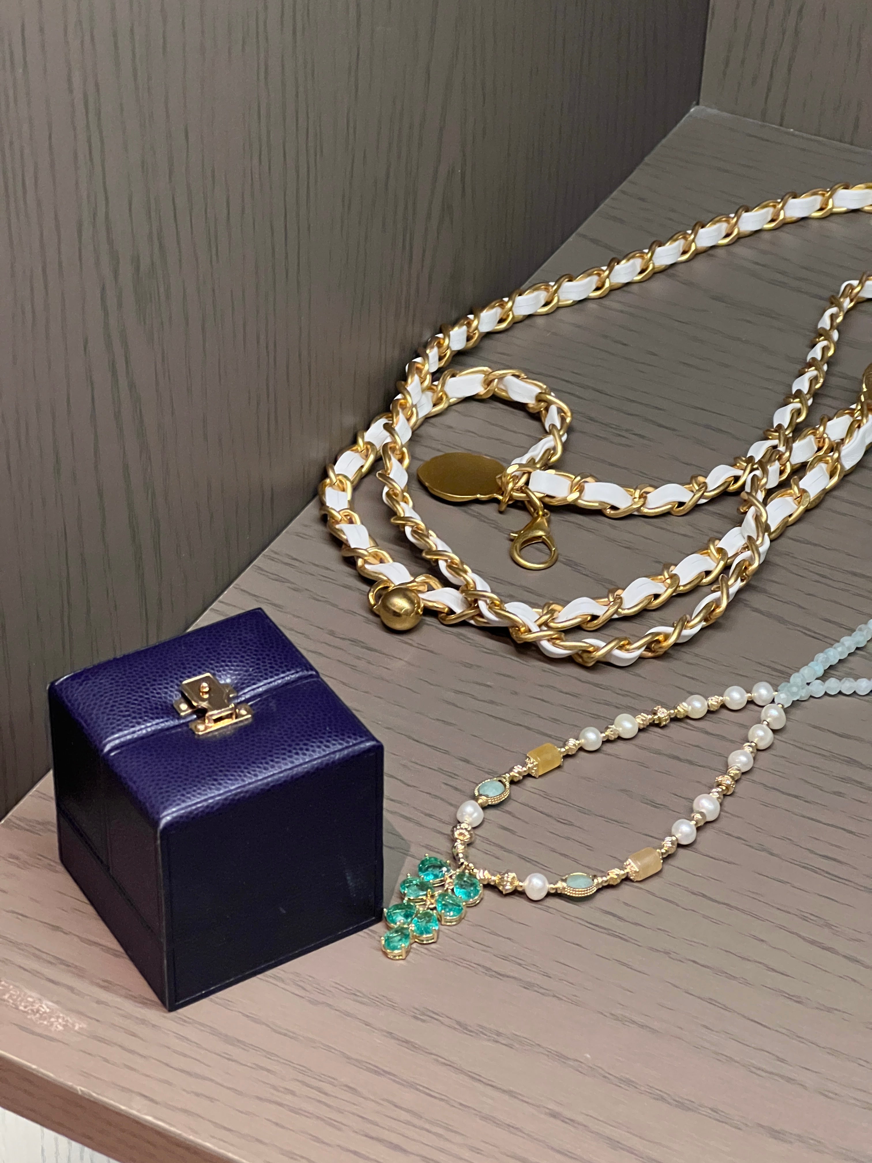 Echo Green ｜ Fine Pearl & Crystal Designer Necklace