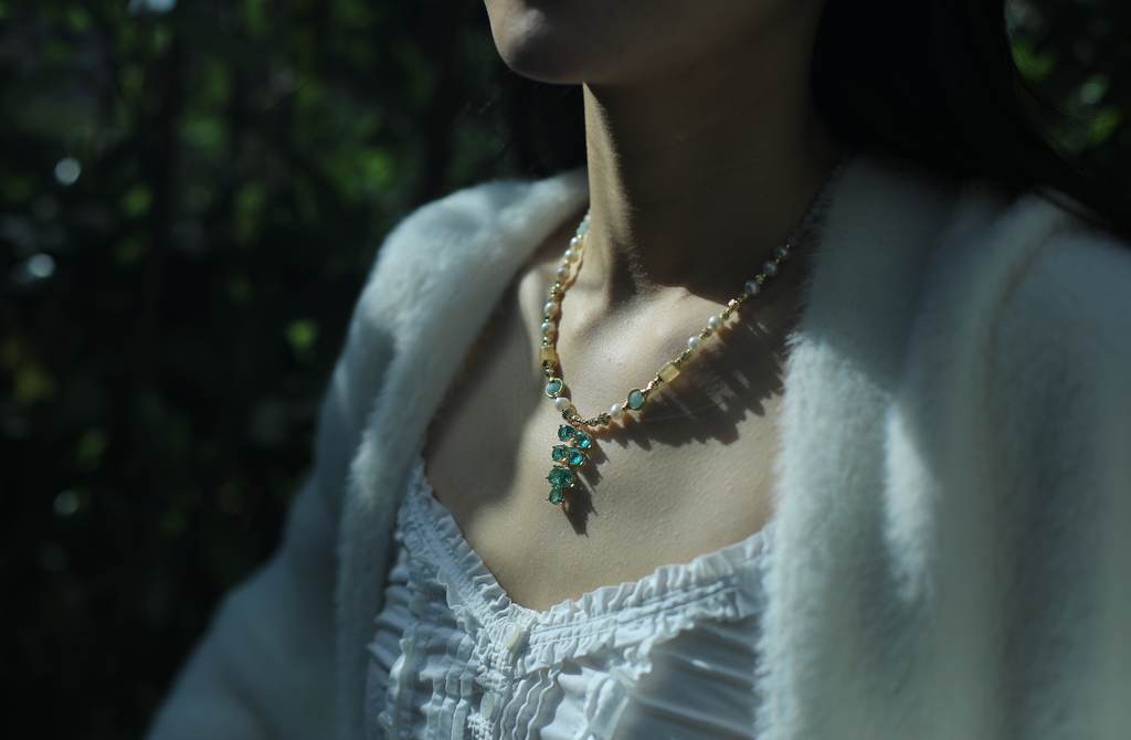 Echo Green ｜ Fine Pearl & Crystal Designer Necklace